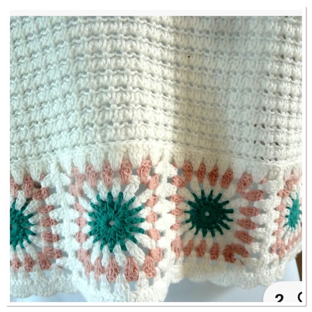 NWOT SINCERELY JULES Sz Med Long Sleeve Granny Square Crop Sweater Cottagecore - Picture 3 of 8